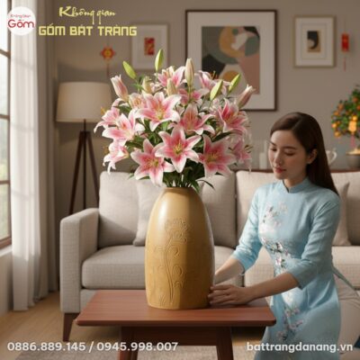 cận cảnh Bình hoa gốm Bát Tràng men nâu đất 52c...