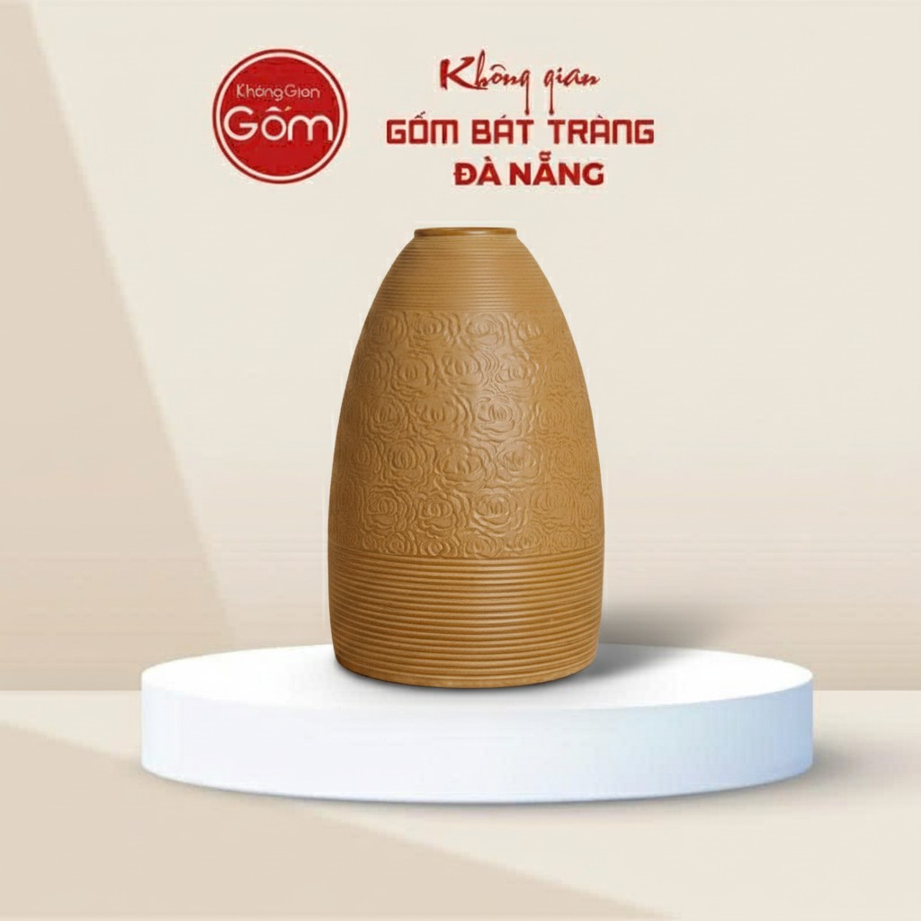 Bình Hoa Dáng Chuông Men Vàng Đất Họa Tiết Nổi Vân Sọc Bát Tràng BT-BH150