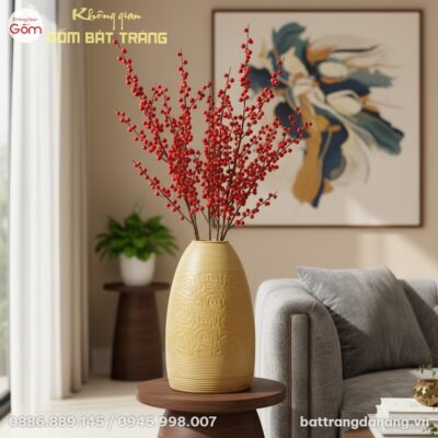 cận cảnh Bình hoa gốm Bát Tràng men vàng dáng c...