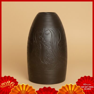 Bình hoa dáng chuông gốm Bát Tràng