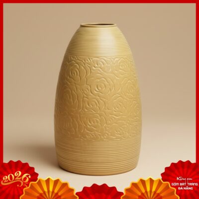 Bình hoa dáng chuông gốm Bát Tràng