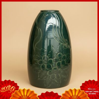 Bình hoa dáng chuông gốm Bát Tràng