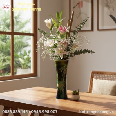 cận cảnh Bình hoa men xanh Bát Tràng 44cm cắm h...