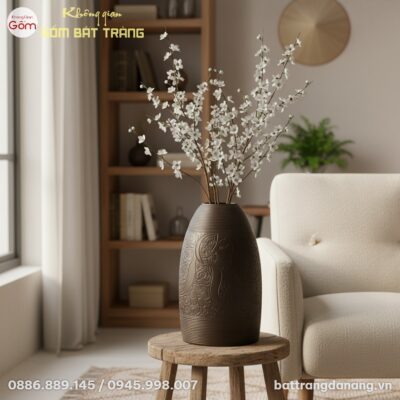 Góc đọc sách yên bình tại một căn hộ Việt Nam h...