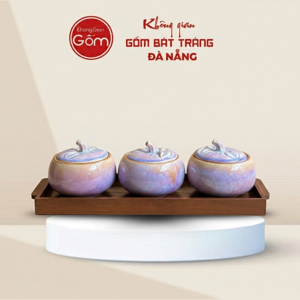 Bộ 3 Hũ Đựng Mứt Tết Men Hỏa Biến Dáng Bí Kèm Khay Gỗ BT-HM27