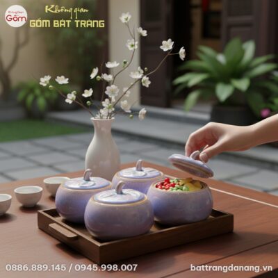cận cảnh Bộ 4 hũ mứt men hỏa biến tím trên khay...