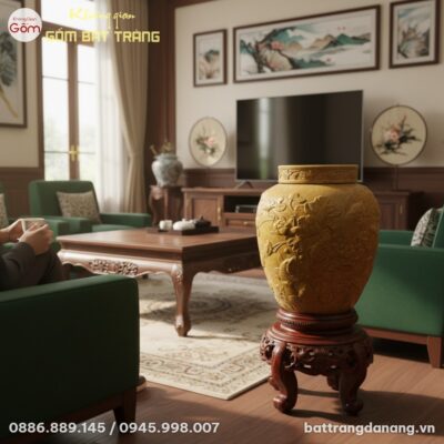 cận cảnh Chum rượu kích cỡ lớn đặt trang trọng ...