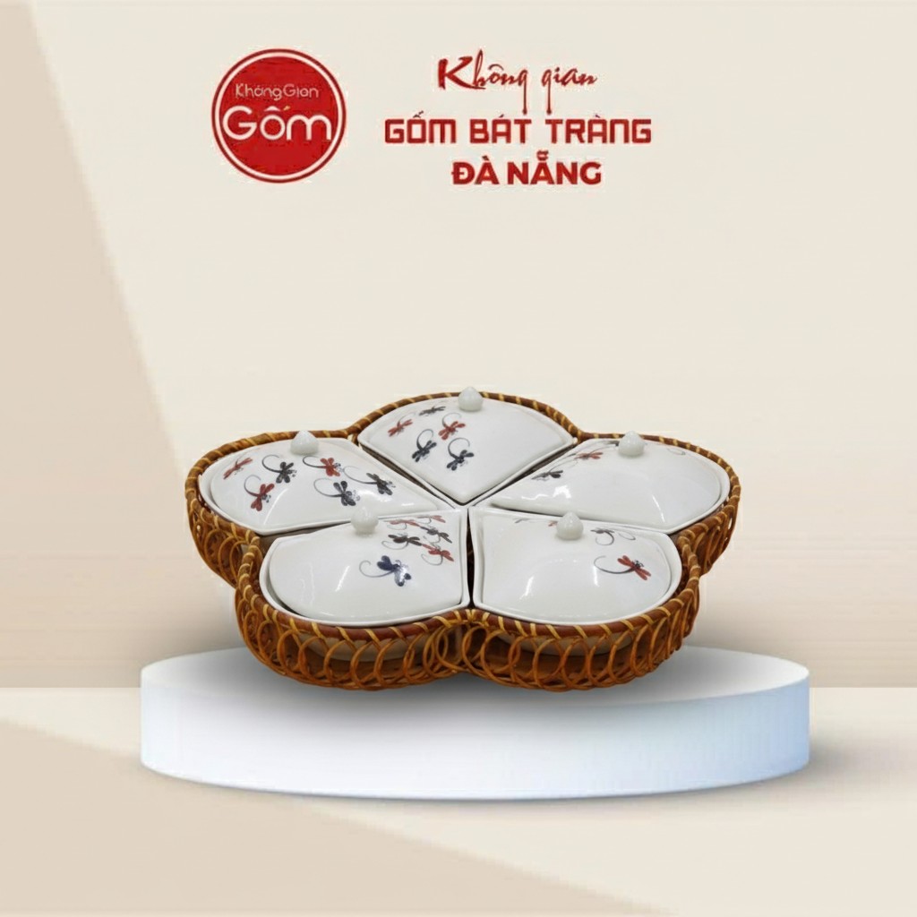 Khay Mứt Tết Dáng Cánh Hoa Vẽ Chuồn Chuồn Bát Tràng BT-HM28