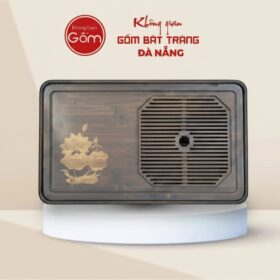 Ấm chén Bát Tràng