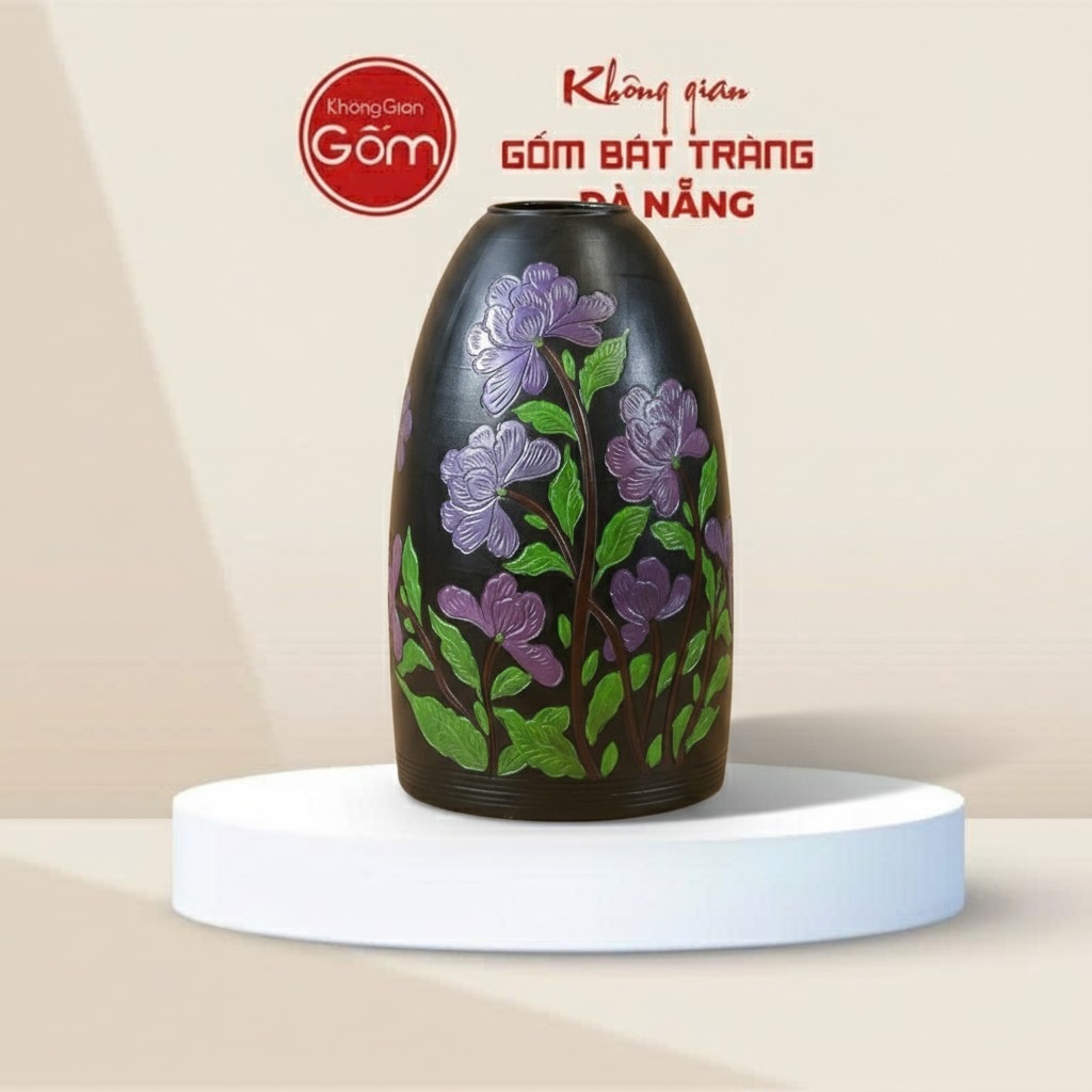 Lọ Hoa Họa Tiết Hoa Tím Men Đen Dáng Chuông Bát Tràng BT-BH159