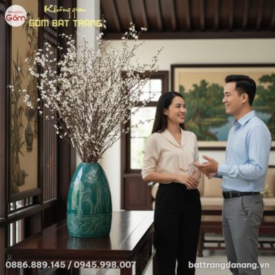 Cận cảnh lọ hoa men xanh ngọc dáng chuông 42cm ...