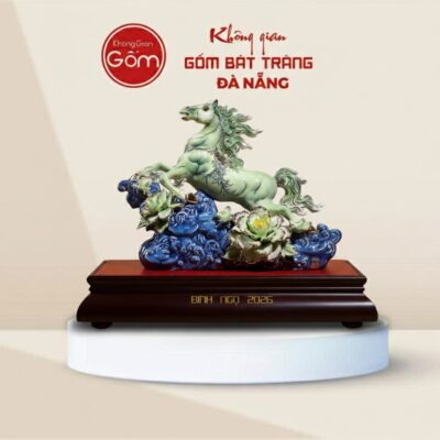 Tượng Ngựa Phi Nước Đại Bính Ngọ 2026 Vẽ Vàng BT-TG03 - Ảnh đại diện