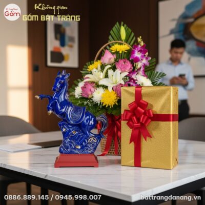 cận cảnh Tượng ngựa phong thủy 29cm men lam vẽ ...