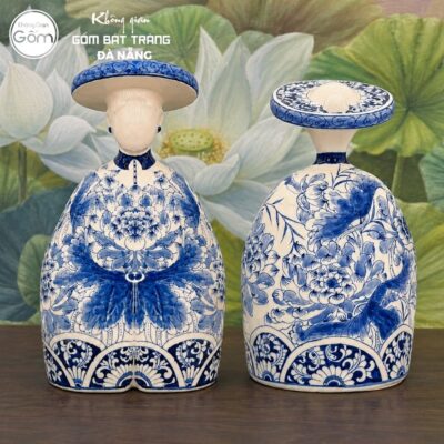 Alternative view of Tượng gốm quý phi mặc cổ phục Nhật Bình tay áo phượng hoàng men lam BTĐN-TG17